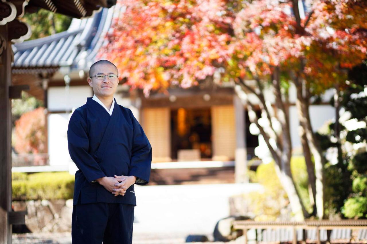 เทมเปิล โฮเต็ล ฮาบาโนโบะ Hotel Minobu ภายนอก รูปภาพ