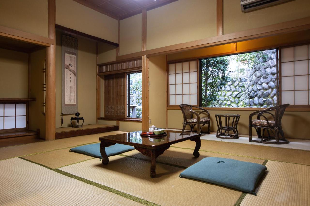 เทมเปิล โฮเต็ล ฮาบาโนโบะ Hotel Minobu ภายนอก รูปภาพ