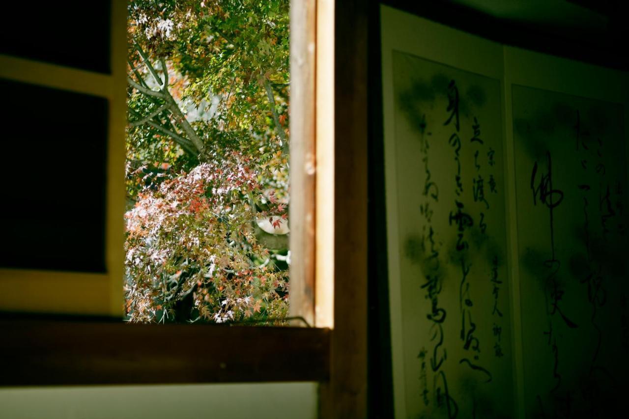 เทมเปิล โฮเต็ล ฮาบาโนโบะ Hotel Minobu ภายนอก รูปภาพ