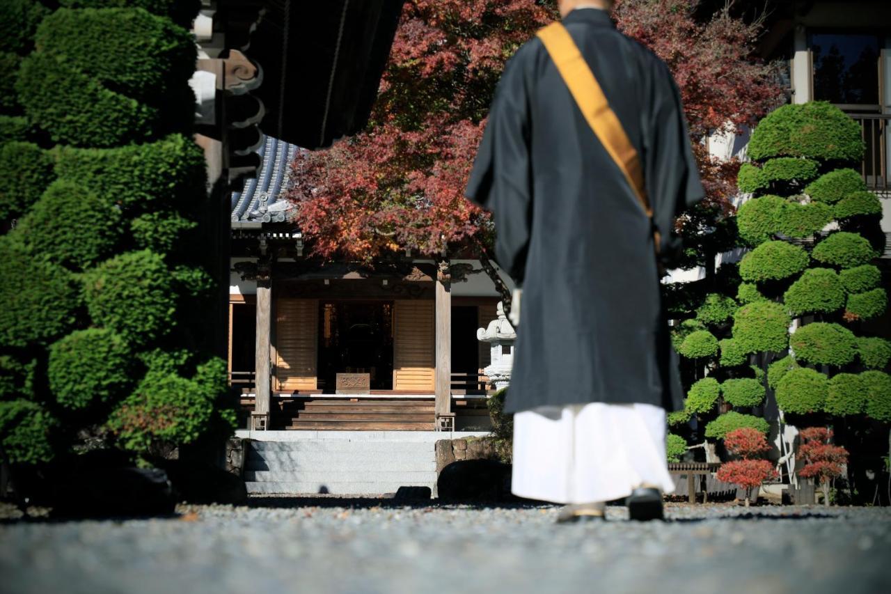 เทมเปิล โฮเต็ล ฮาบาโนโบะ Hotel Minobu ภายนอก รูปภาพ